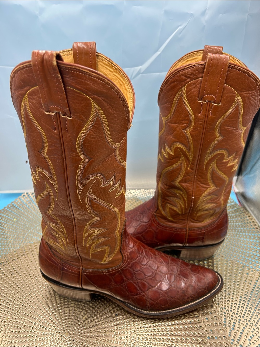 Nocona men 9.5 exotic alligator print Texas cowboy boots
